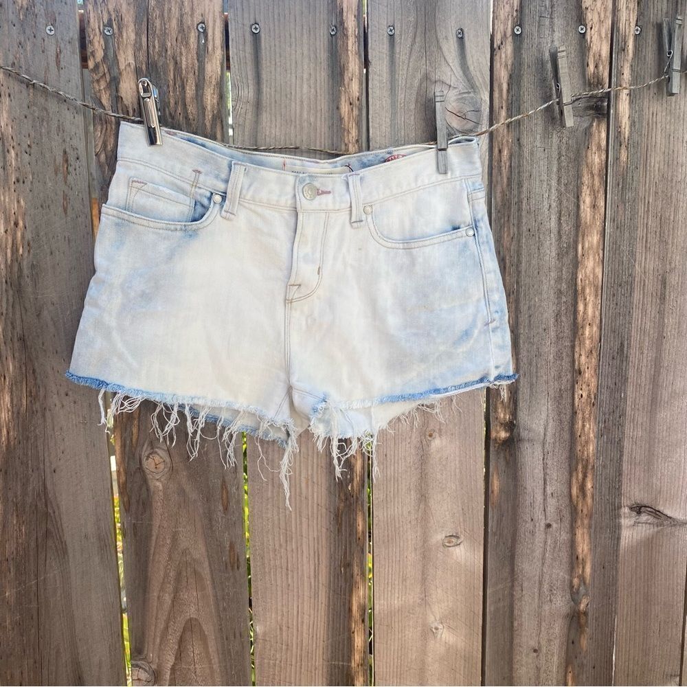 Marc by Marc Jacobs Y2K acid wash-like denim shorts size 26